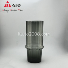 Vaso di vetro fiore grigio colore fumoso